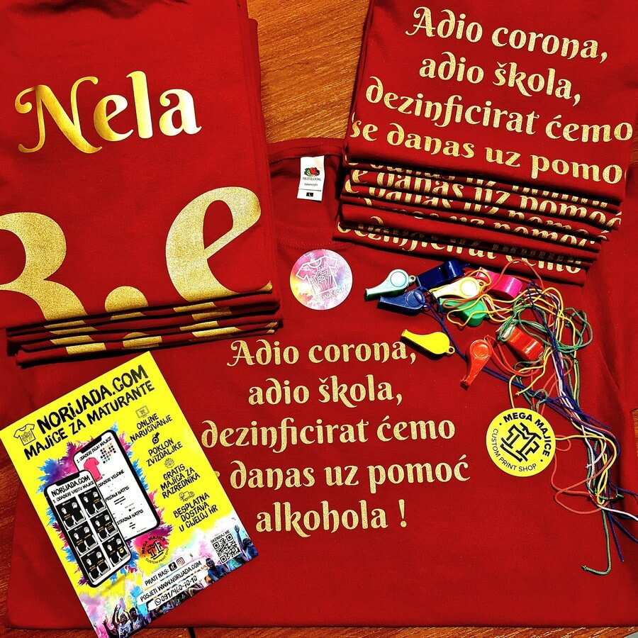 Tisak natpisa na majice za maturante sa nadimcima u zlatnoj boji. Uz svaku narudžbu dobiju se gratis zviždaljke!
